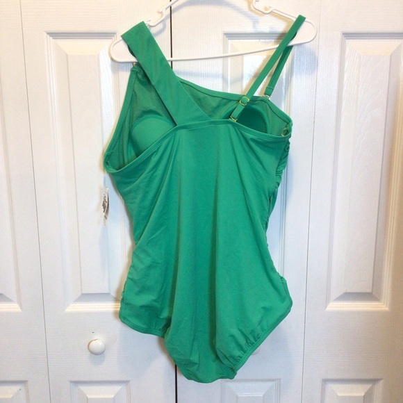 Time and Tru Womens Plus Size Green One Shoulder Swimsuit with Key Ring Size 1X - Picture 4 of 10